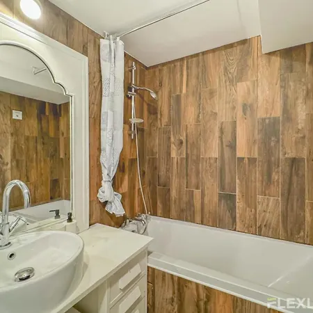 Flexliving - - Lune París