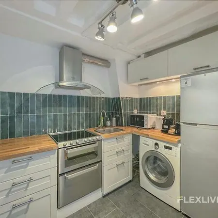 Immeuble Lune Hotel Paris